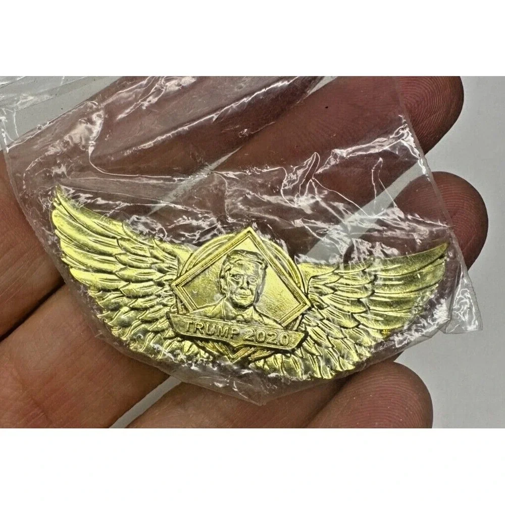 New Donald Trump 2020 Pin Wings Gold Collectible Political Republican